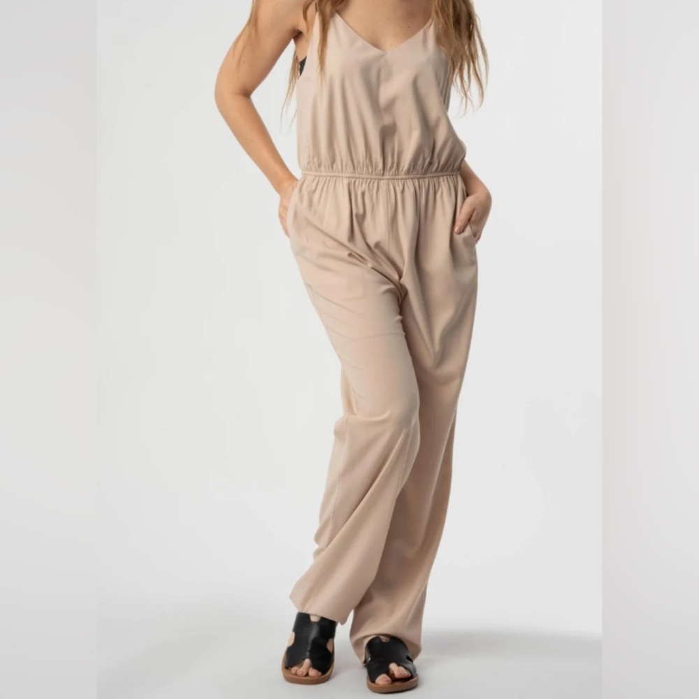 NWT Andre by Unit Romper